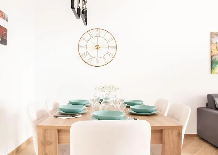 Luxury & Design Piramide