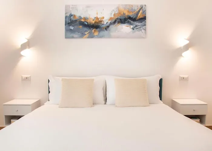 Luxury & Design Piramide