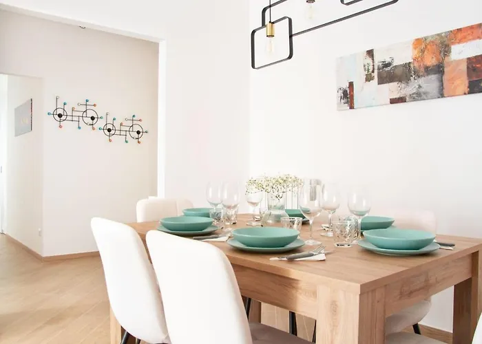 Luxury & Design Piramide Rome